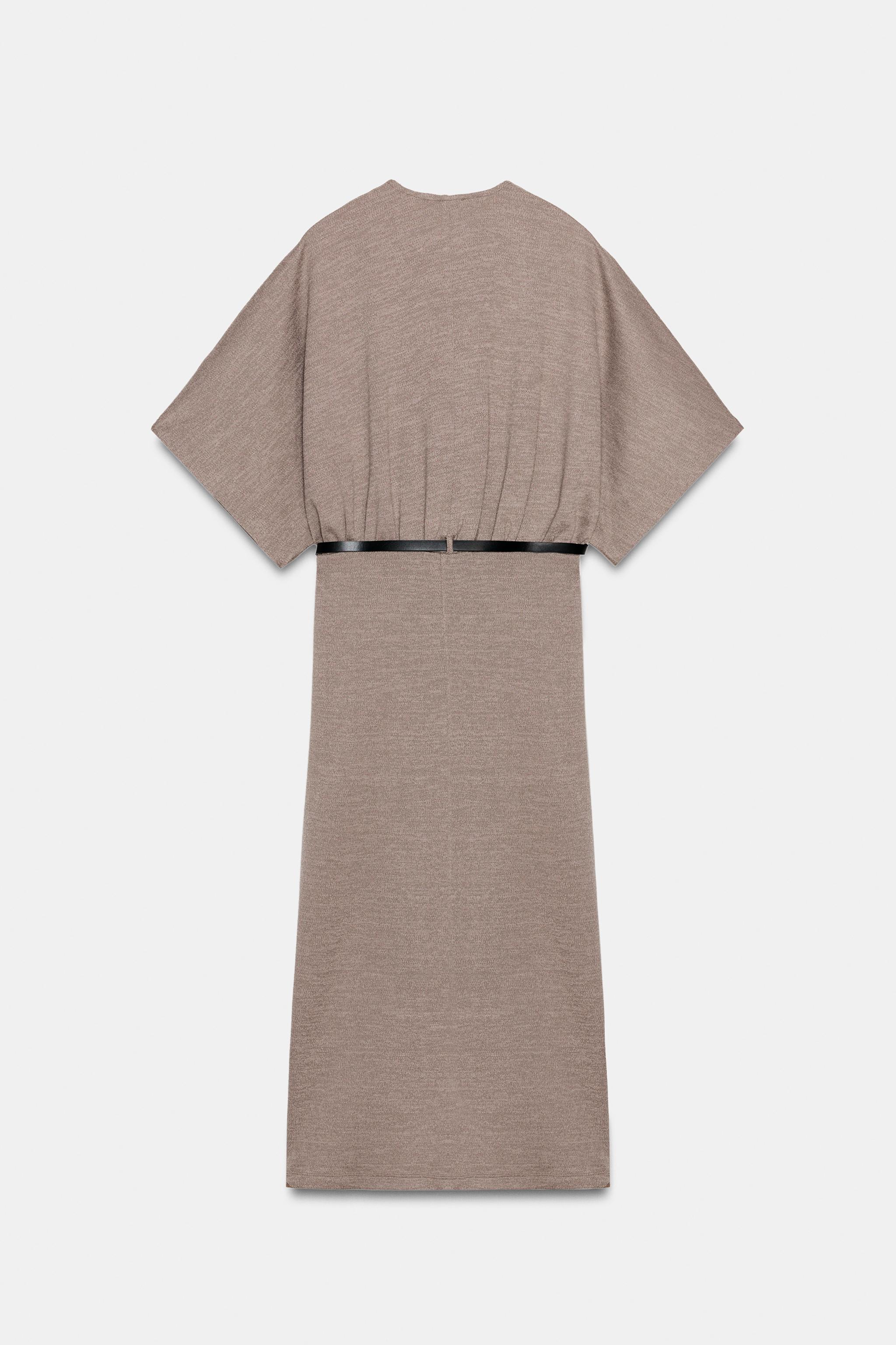 ROBE MI-LONGUE EN PIQUÉ AVEC CEINTURE